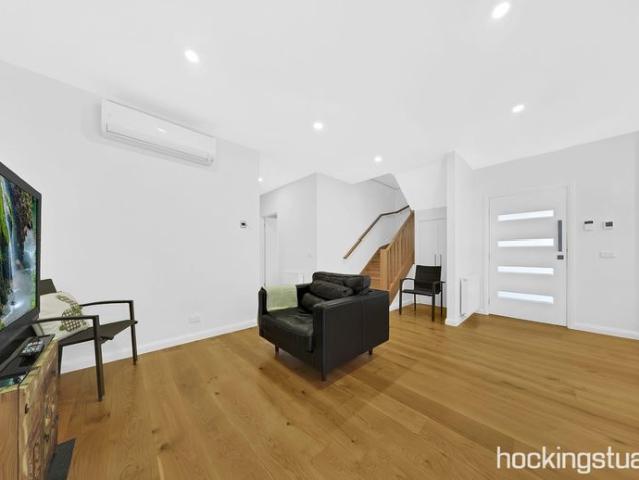 Townhouse for rent in Camerons Creek, Victoria