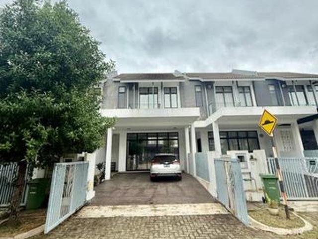 Terraced House for sale in Kuantan