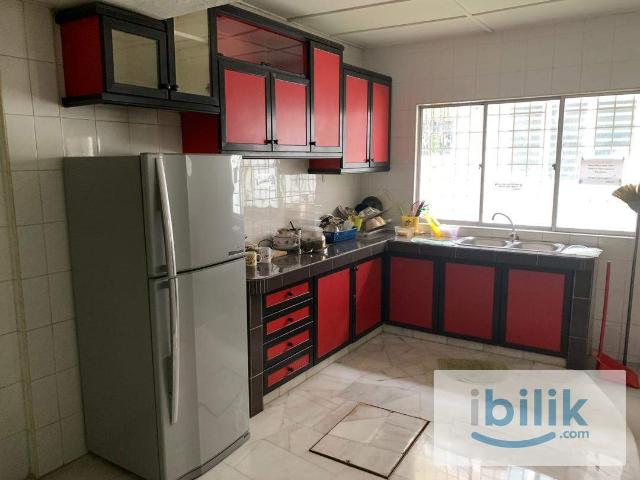 Room for rent in Petaling, Damansara Damai