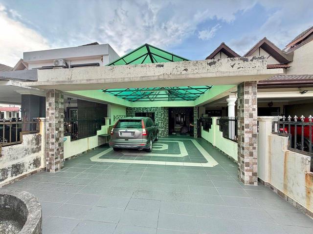 Terraced House for sale in Petaling, Damansara Damai