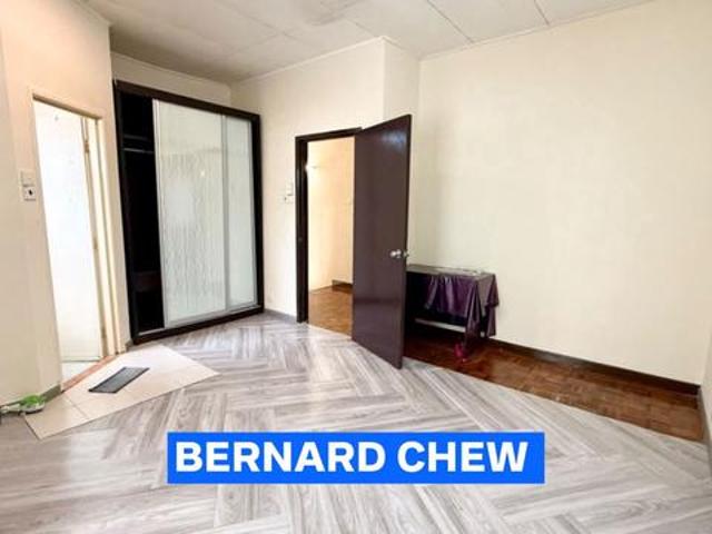 Terraced House for sale in Barat Daya, George Town