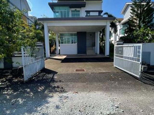 Bungalow for sale in Kuantan, Pahang