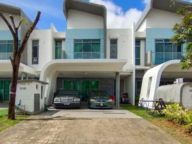 Terraced House for sale in Tanjong Sepat, Selangor
