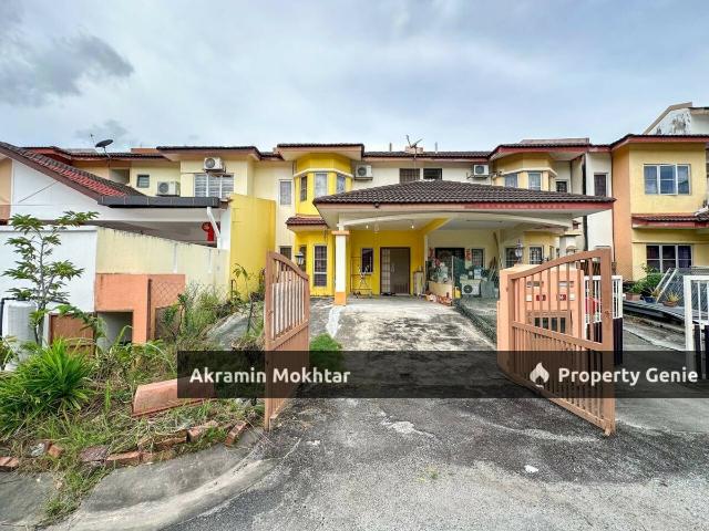 Terraced House for sale in Tanjong Sepat, Selangor
