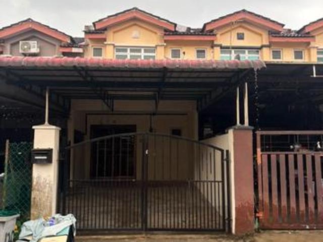 Terraced House for sale in Ulu Tiram, Johor