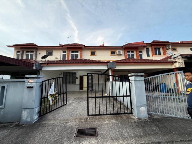 Terraced House for sale in Sendayan Village, Negeri Sembilan