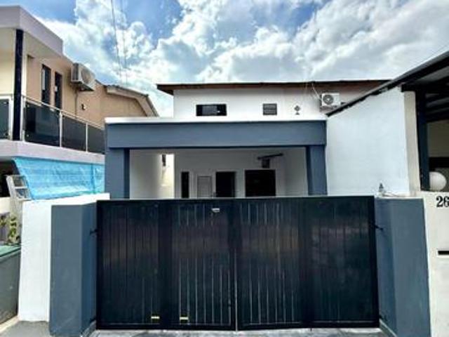 Terraced House for sale in Ulu Tiram, Johor
