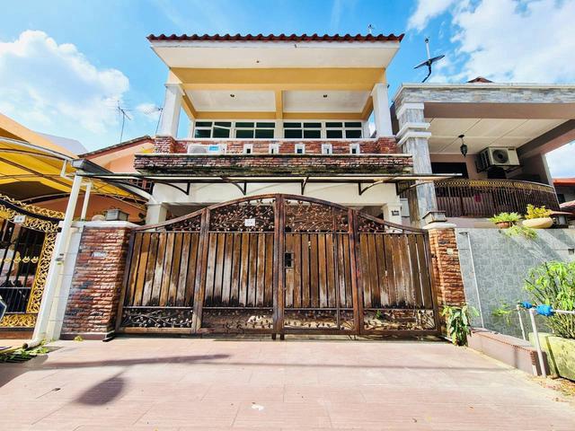 Terraced House for sale in Country Heights Damansara, Kuala Lumpur
