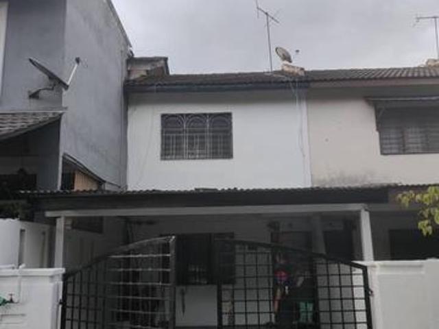 Terraced House for sale in Langat, Selangor