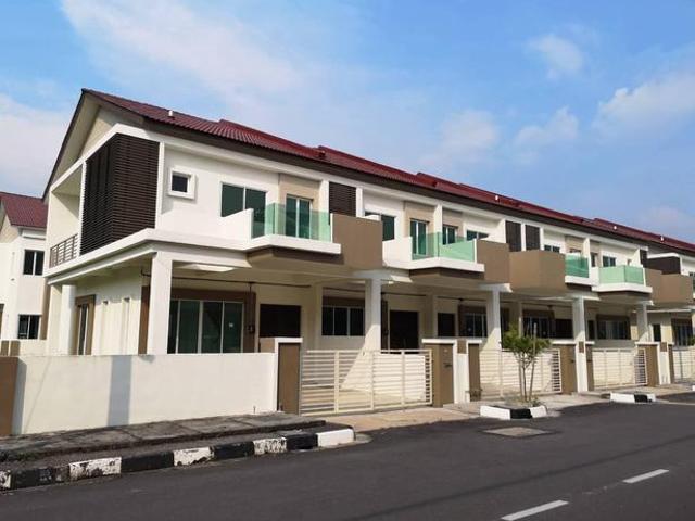 Terraced House for sale in Wellesley, Penang