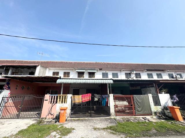 Terraced House for sale in Sabak Bernam, Selangor