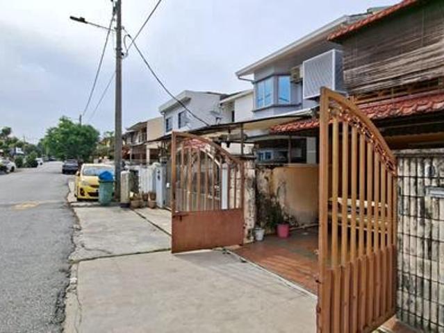 Terraced House for sale in Langat, Selangor
