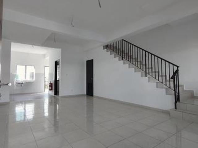 Terraced House for sale in Sepang, Tanjong Sepat