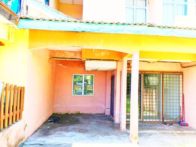 Terraced House for sale in Tanjong Sepat, Selangor