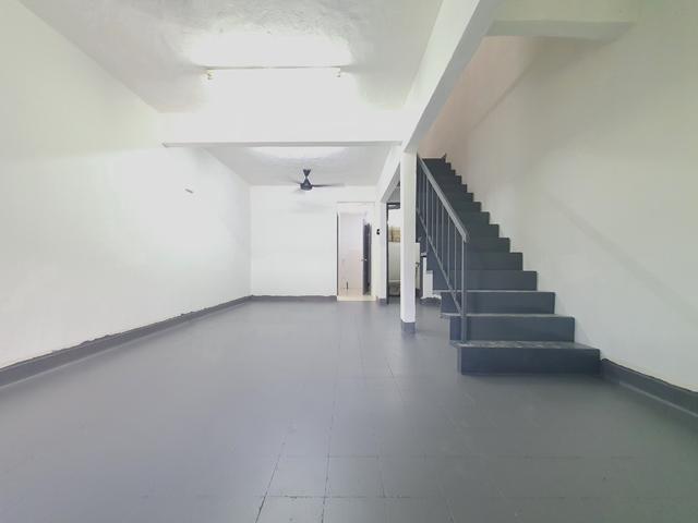 Terraced House for rent in Petaling, Alam Impian
