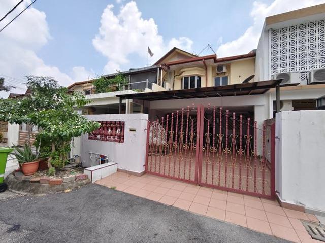 Terraced House for sale in Kuala Lumpur, Country Heights Damansara