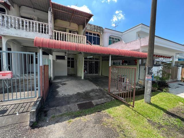 Terraced House for sale in Batu Pahat, Johor