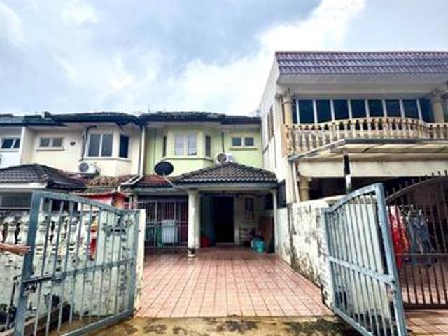 Terraced House for sale in Langat, Selangor