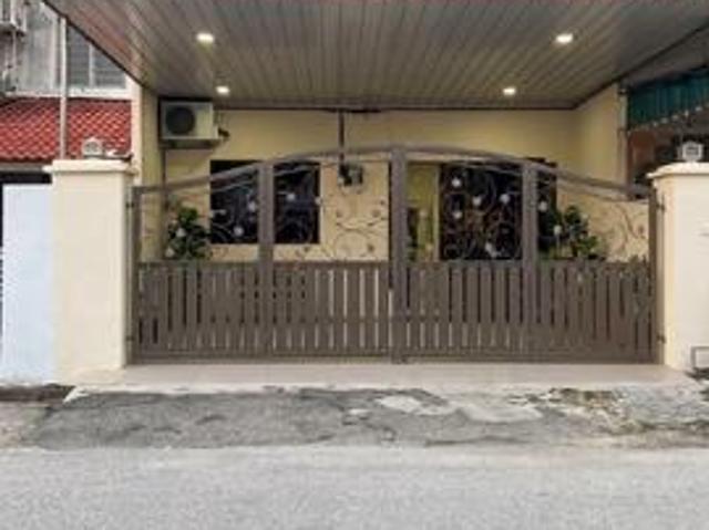 Terraced House for rent in Georgetown, Penang