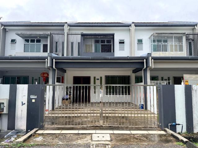 Terraced House for sale in Samarahan, Kota Samarahan