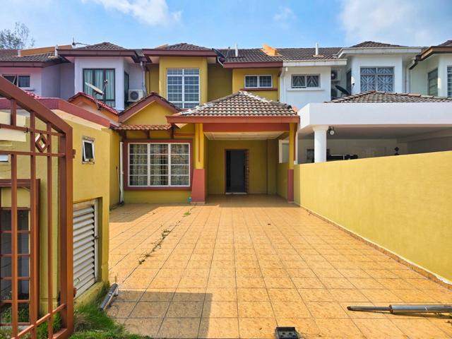 Terraced House for sale in Alam Impian, Selangor