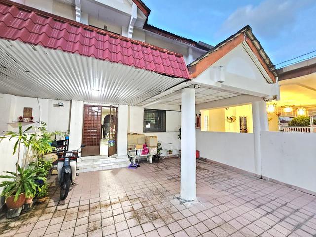 Terraced House for sale in Georgetown, Penang