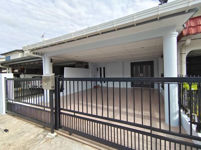 Terraced House for rent in Kuching, Bahagian Kuching