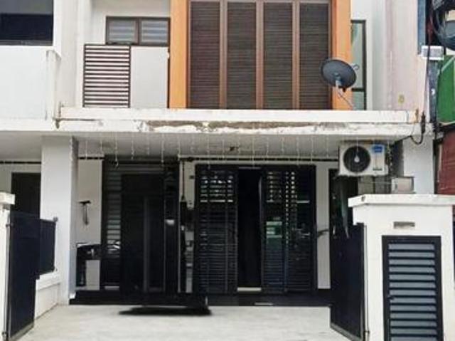 Terraced House for sale in Ulu Tiram, Johor