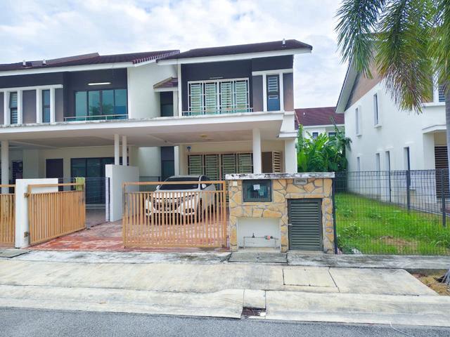 Terraced House for sale in Wellesley, Penang