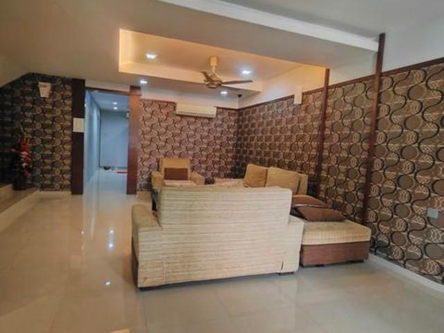 Terraced House for rent in Malaka