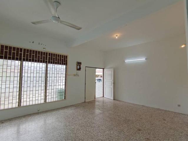 Terraced House for sale in Georgetown, Penang
