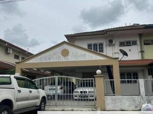 House for sale in Kuching, Bahagian Kuching