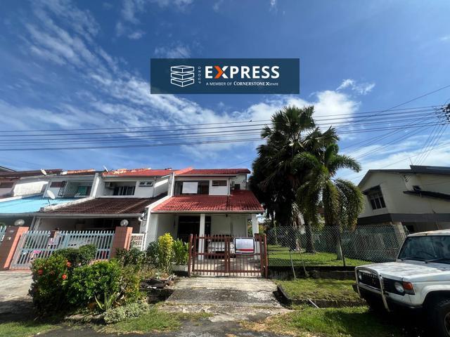 Terraced House for sale in Long Miri