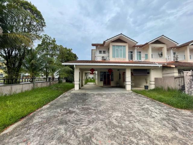 Terraced House for sale in Kuching, Sarawak