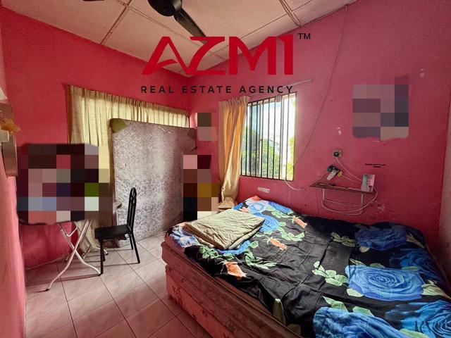 Terraced House for sale in Long Miri, Sarawak