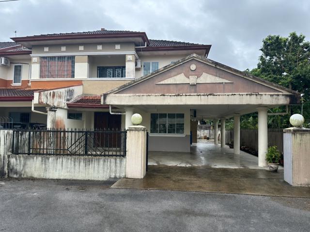 Terraced House for sale in Kuching