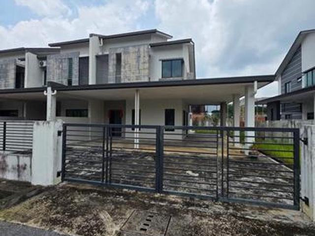 Terraced House for rent in Kuching