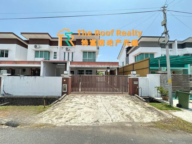 Terraced House for sale in Long Miri