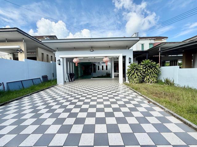 Terraced House for sale in Long Miri, Sarawak