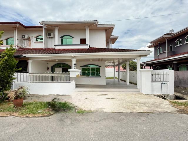 Terraced House for sale in Long Miri, Sarawak