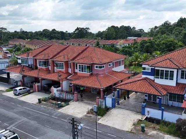Residential House for sale in Samarahan, Kota Samarahan