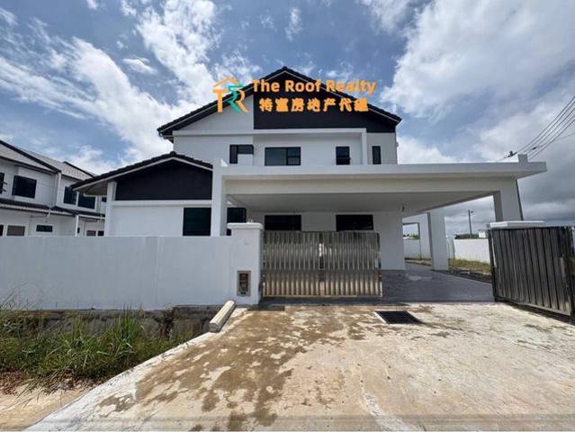 Terraced House for sale in Long Miri, Sarawak