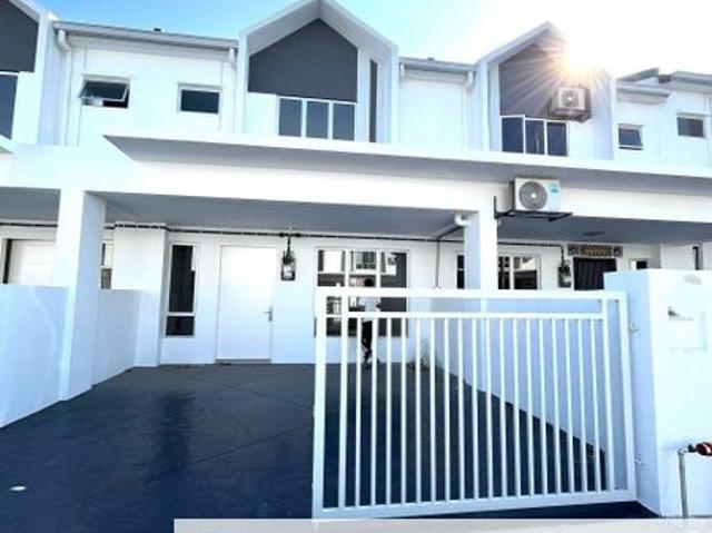 House for sale in Sendayan Village, Negeri Sembilan