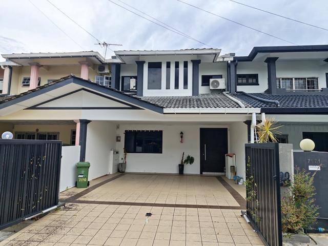 Terraced House for rent in Kuching