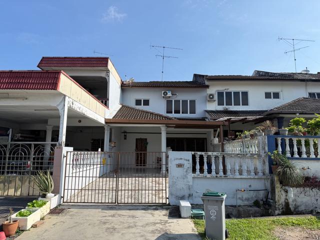 Terraced House for sale in Batu Pahat, Johor