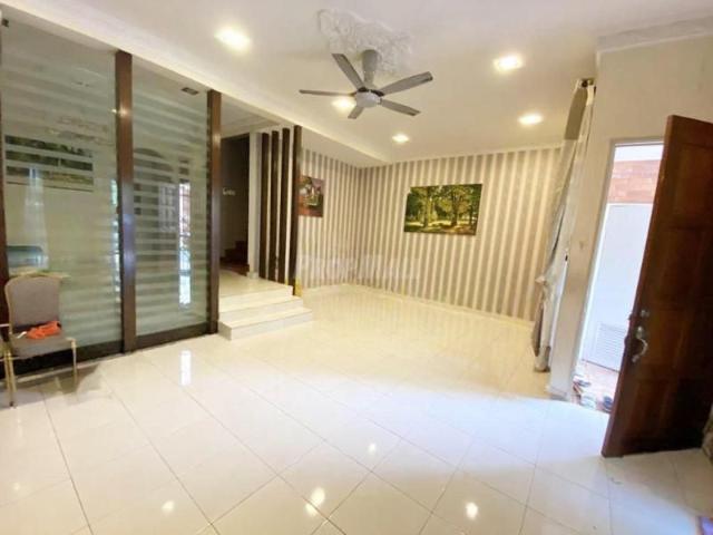 House for rent in Petaling, Alam Impian