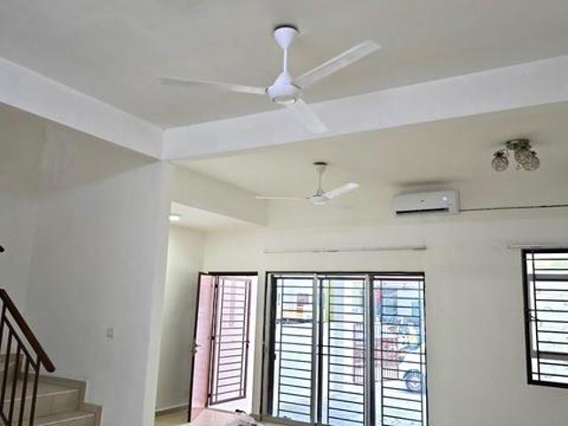 Terraced House for rent in Mukim 13, Georgetown
