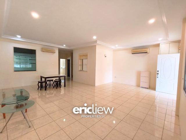 Terraced House for rent in Kuching