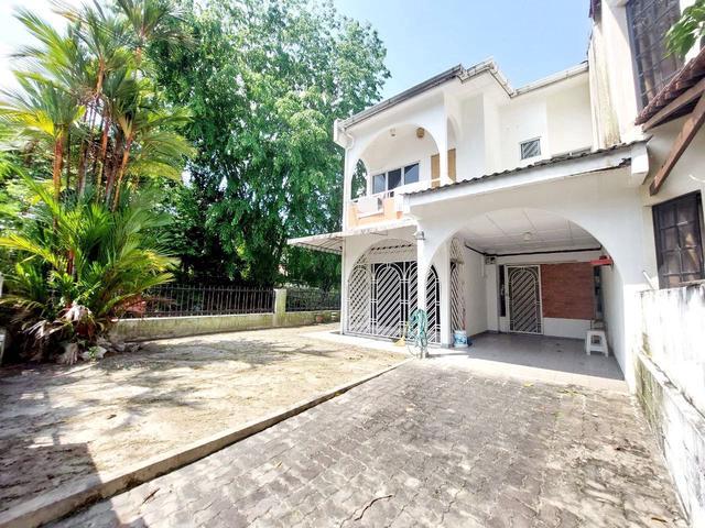 Terraced House for sale in Shah Alam, Petaling