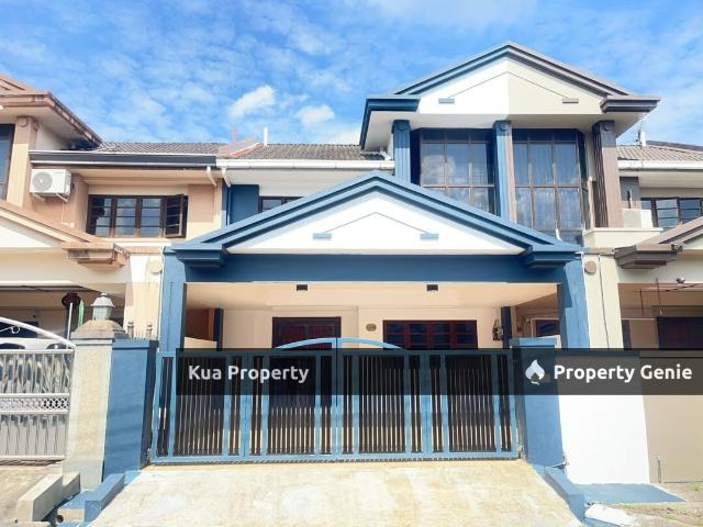 Terraced House for rent in Kuching, Sarawak